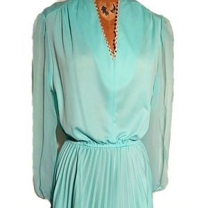 Puuuke. old dress vintage isn't always pretty..